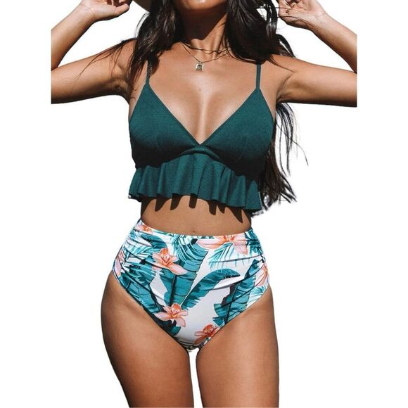 NWT Cupshe green and floral ruffle bikini sz 2x - Picture 1 of 8